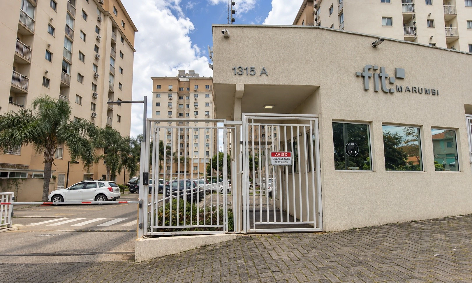 57 m² apartment with a home office and a private BBQ — photo 15