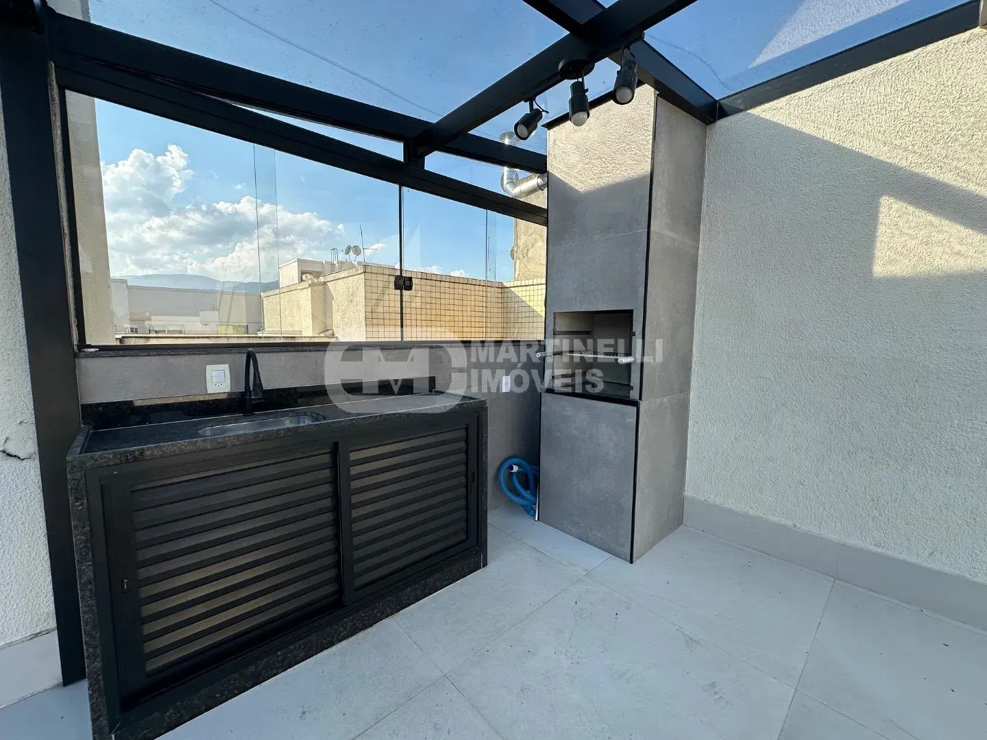 Apartamento de 3 quartos em condomínio com piscina — photo 3