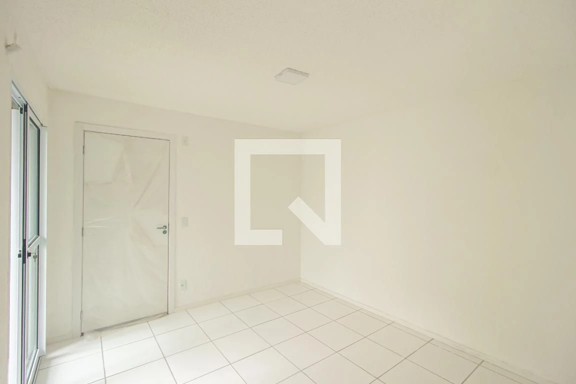 Apartamento de 2 quartos em condomínio com academia — photo 15
