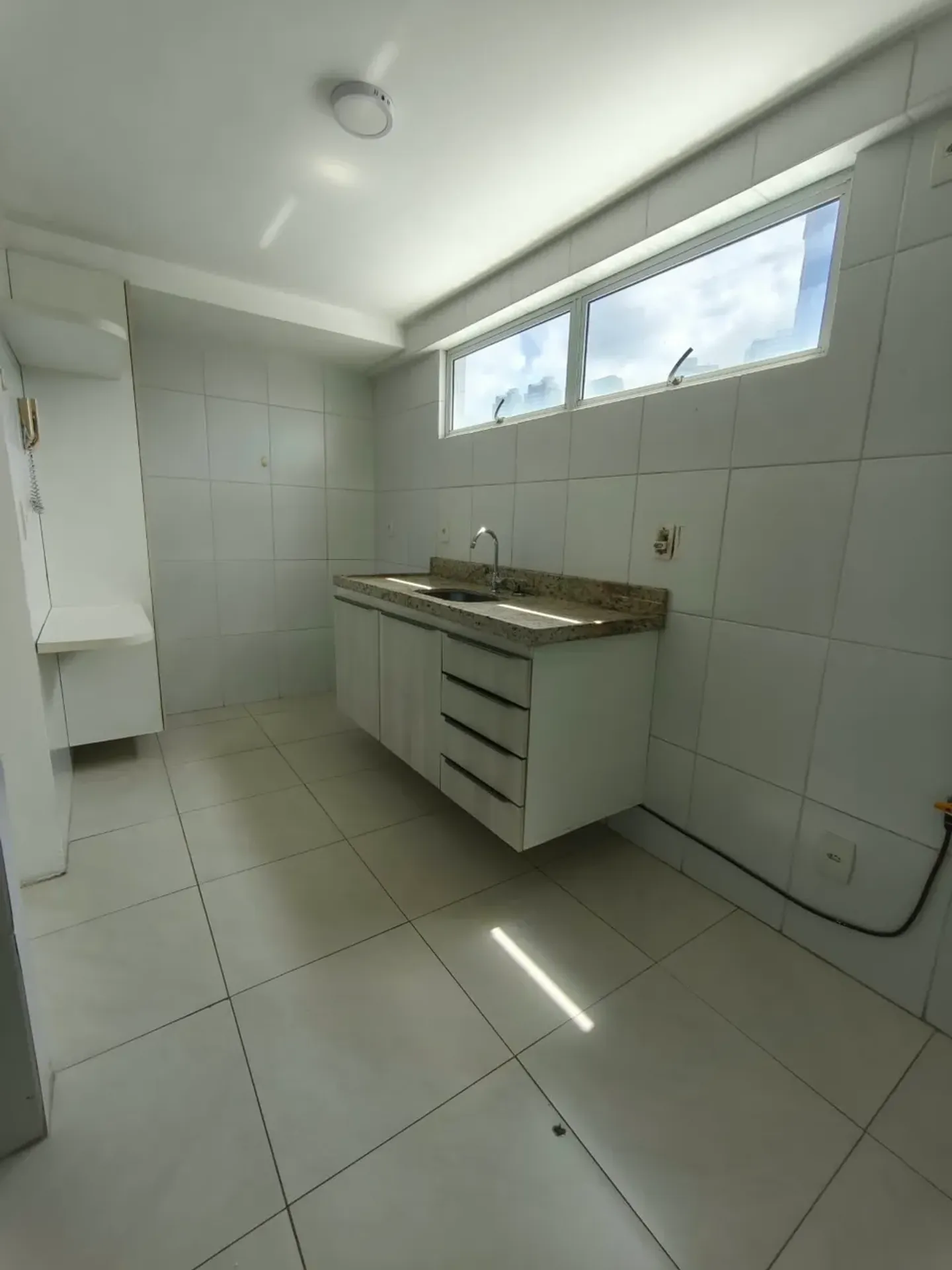 3-bedroom apartment in a building with a sauna — photo 6