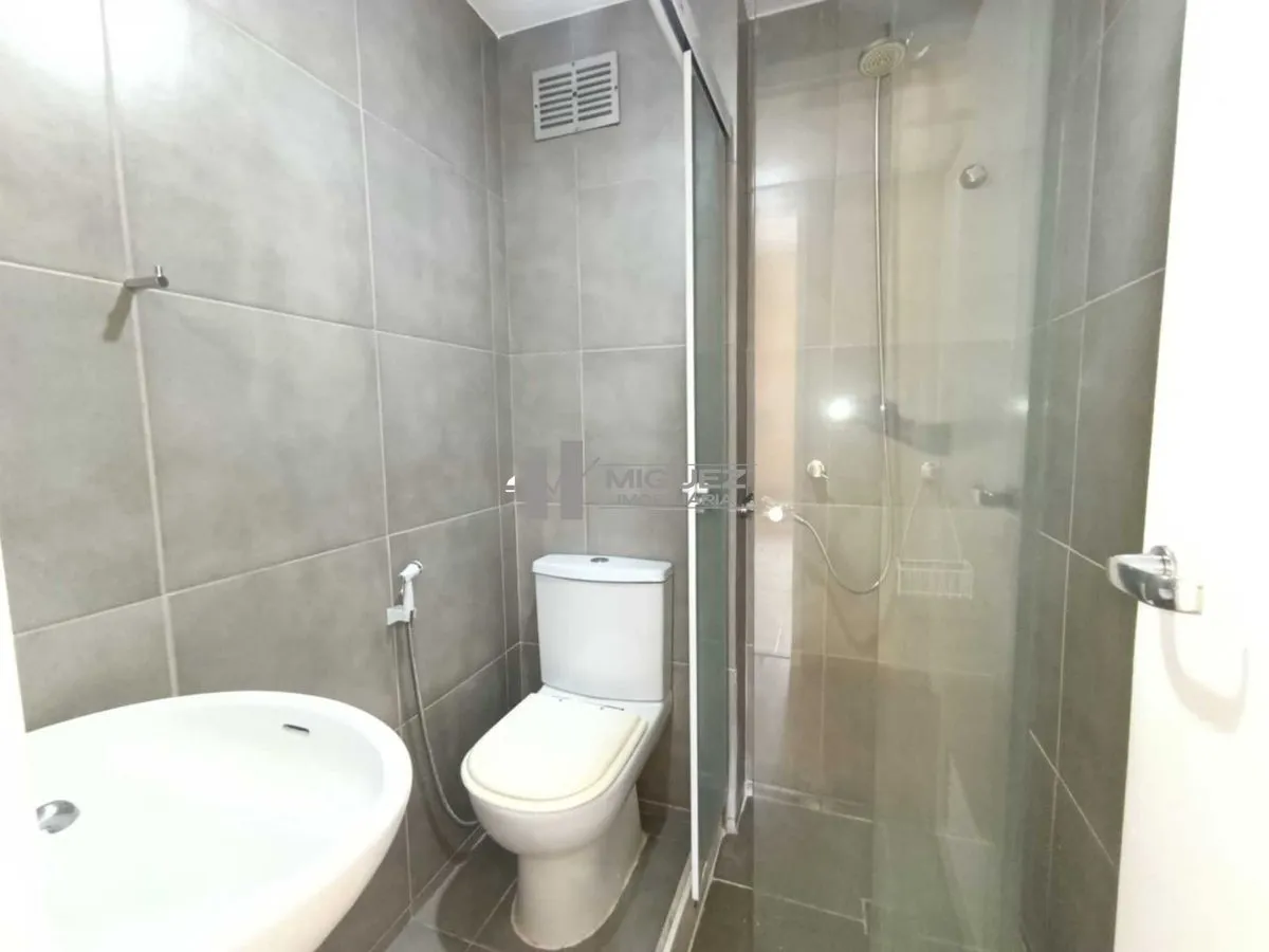 Apartamento en alquiler con 2 dormitorios y 1 plaza — photo 25