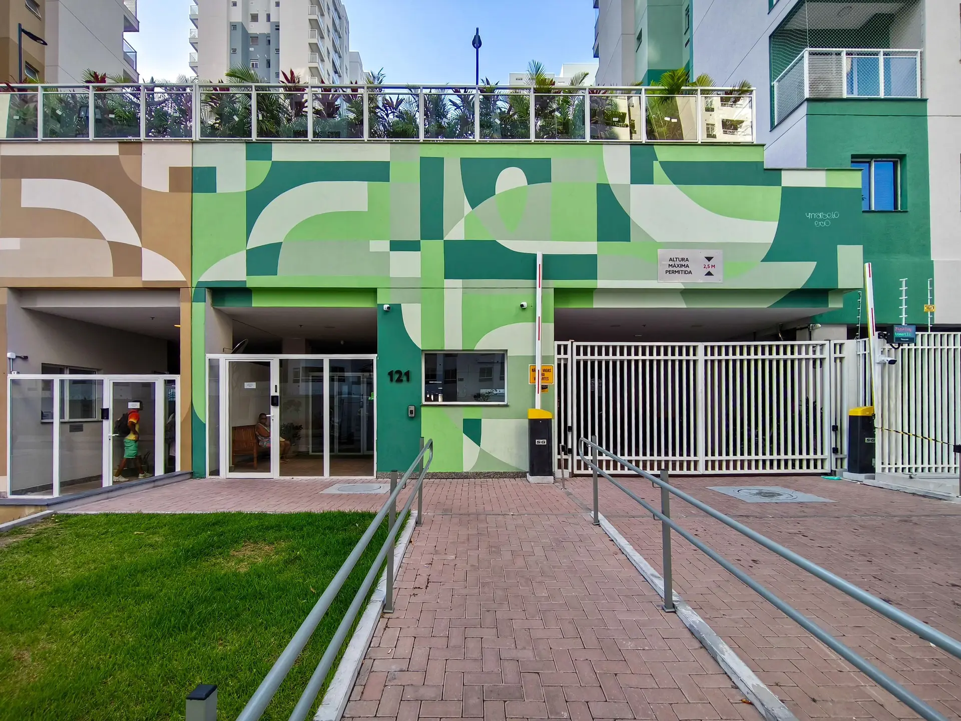 Vista a la montaña y 2 dormitorios: departamento de 42 m² — photo 76