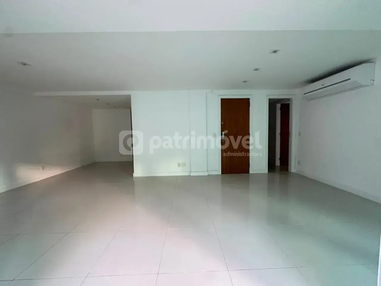 Apartamento para locação com 4 dormitórios e 5 banheiros — photo 10