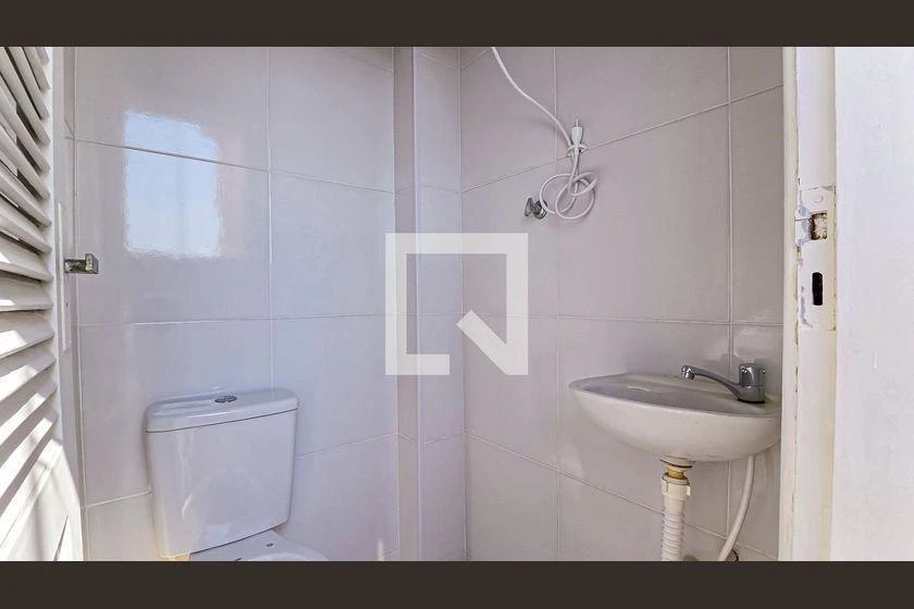 Apartamento com 2 quartos, 2 banheiros e 65 m² — photo 32