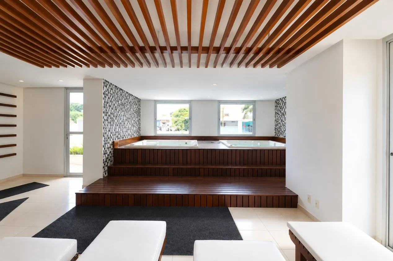 60 m² apartment with 2 bedrooms and 1 en-suite — photo 25