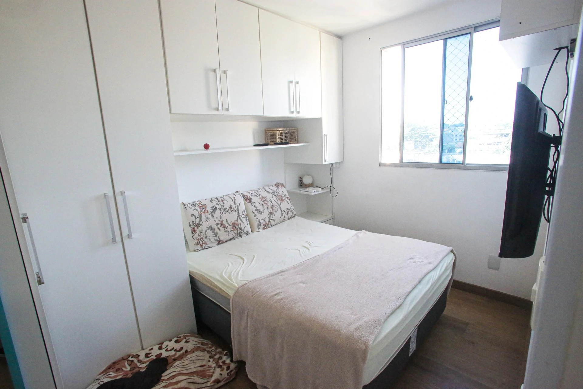 Home office in a 2-bedroom apartment, 54 m² — photo 5