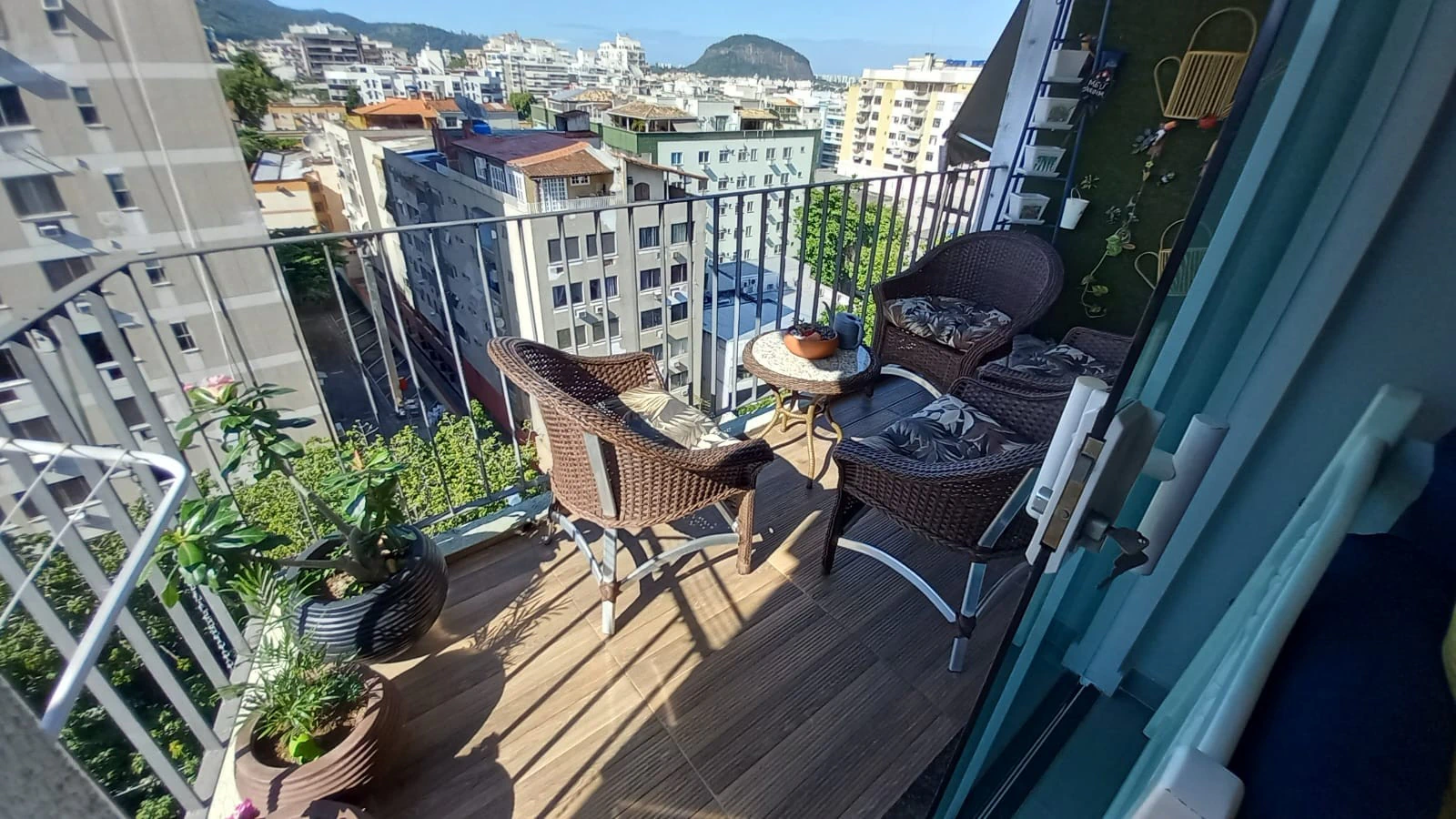 Apartamento mobiliado de 70 m² com 2 quartos e 1 vaga — photo 3