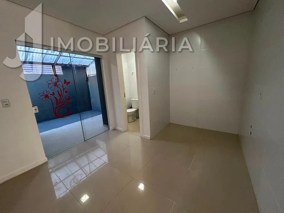 Casa sem vaga, 94 m² com 2 suítes e cozinha americana