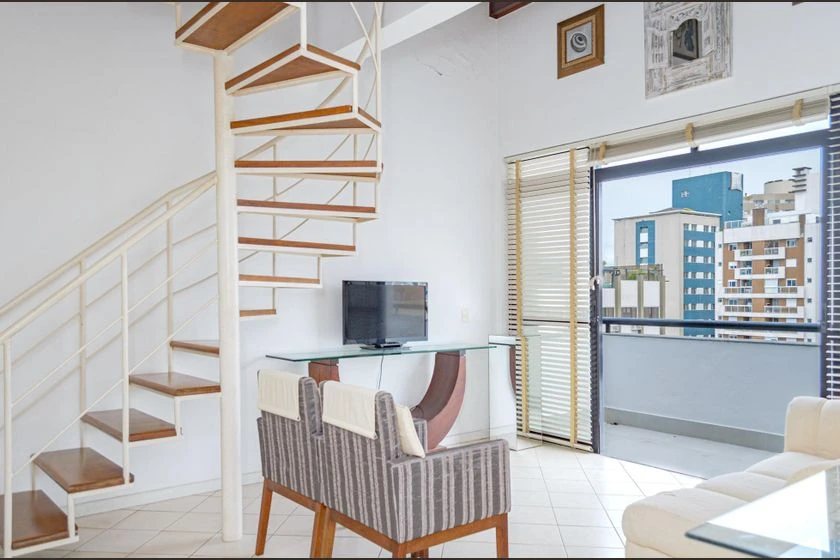 Apartment with 3 bedrooms, 1 en-suite and private garden — photo 2