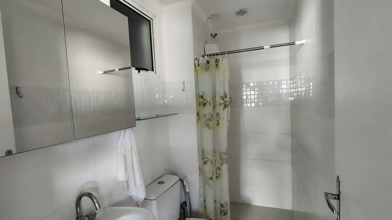 Apartment with 2 bedrooms and an open-plan kitchen — photo 6