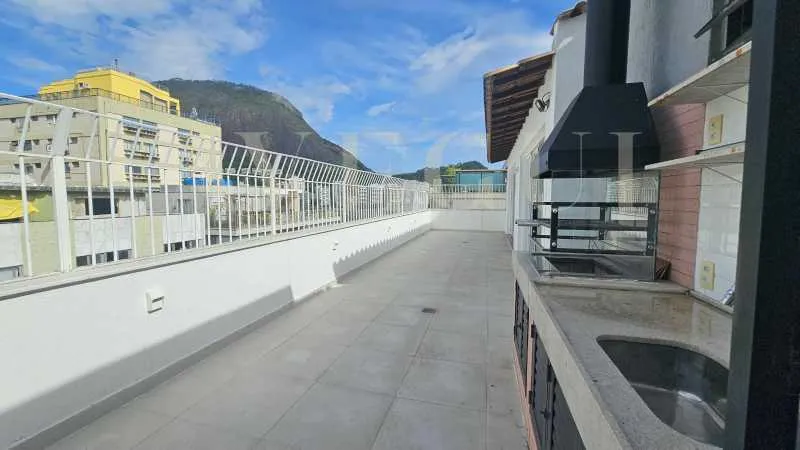 Вид на воду та 4 спальні: квартира 258 м² — photo 13