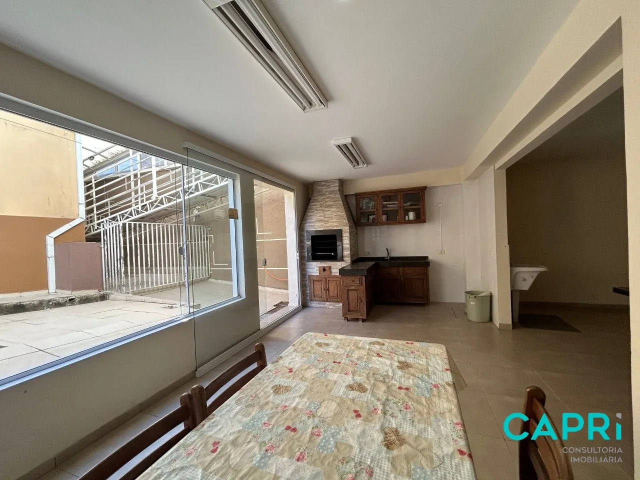 House with 4 bedrooms and a private BBQ — photo 46