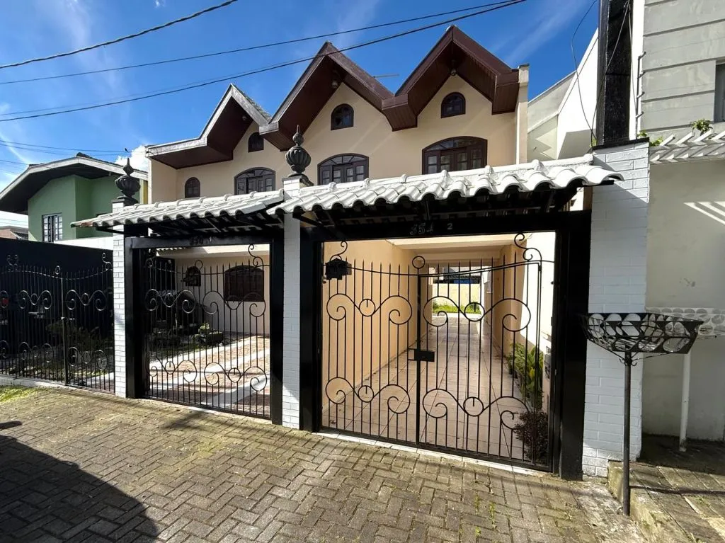 3-bedroom house, 1 with its own bathroom, 150 m², Curitiba