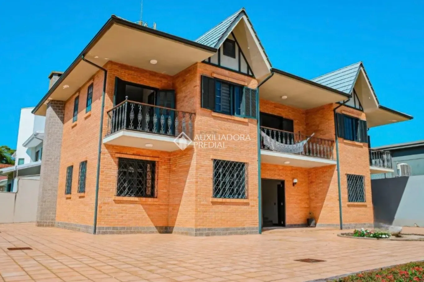 Casa sem mobília de 1100 m² com 3 suítes e jardim — photo 5