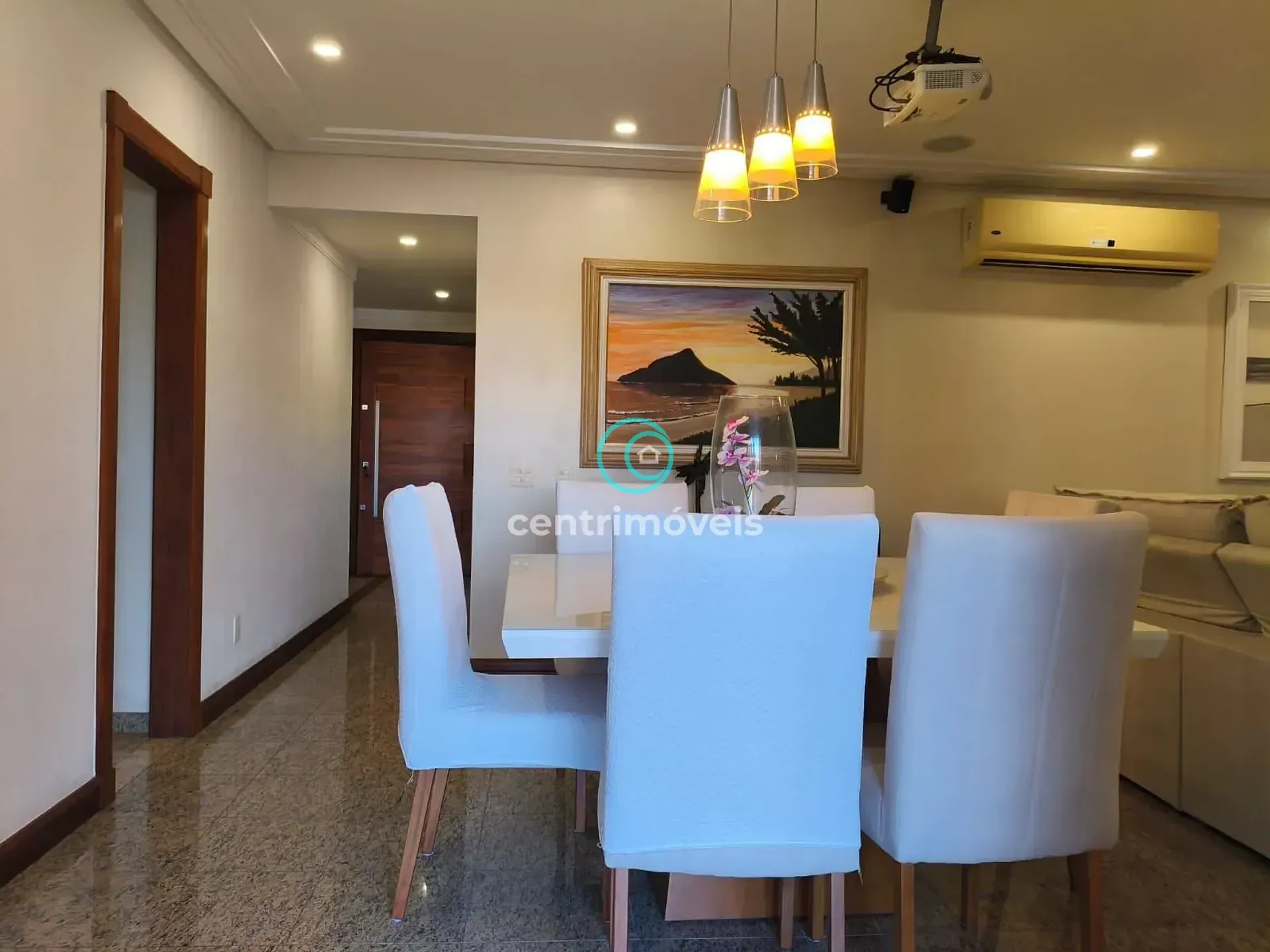 Apartamento mobiliado com 4 quartos e 3 banheiros — photo 4