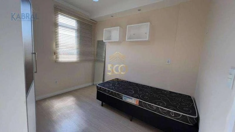 Furnished 3-bedroom apartment with enclosed balcony — photo 18