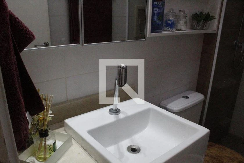 Casa em condomínio com 4 quartos e 117 m² — photo 41