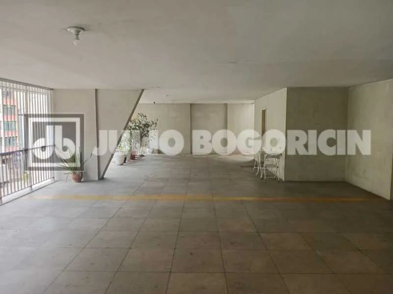 140 m² apartment on the 3rd floor with 1 en-suite — photo 30