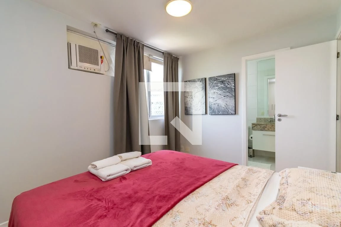 Apartamento mobiliado com 2 quartos, varanda e vaga — photo 23