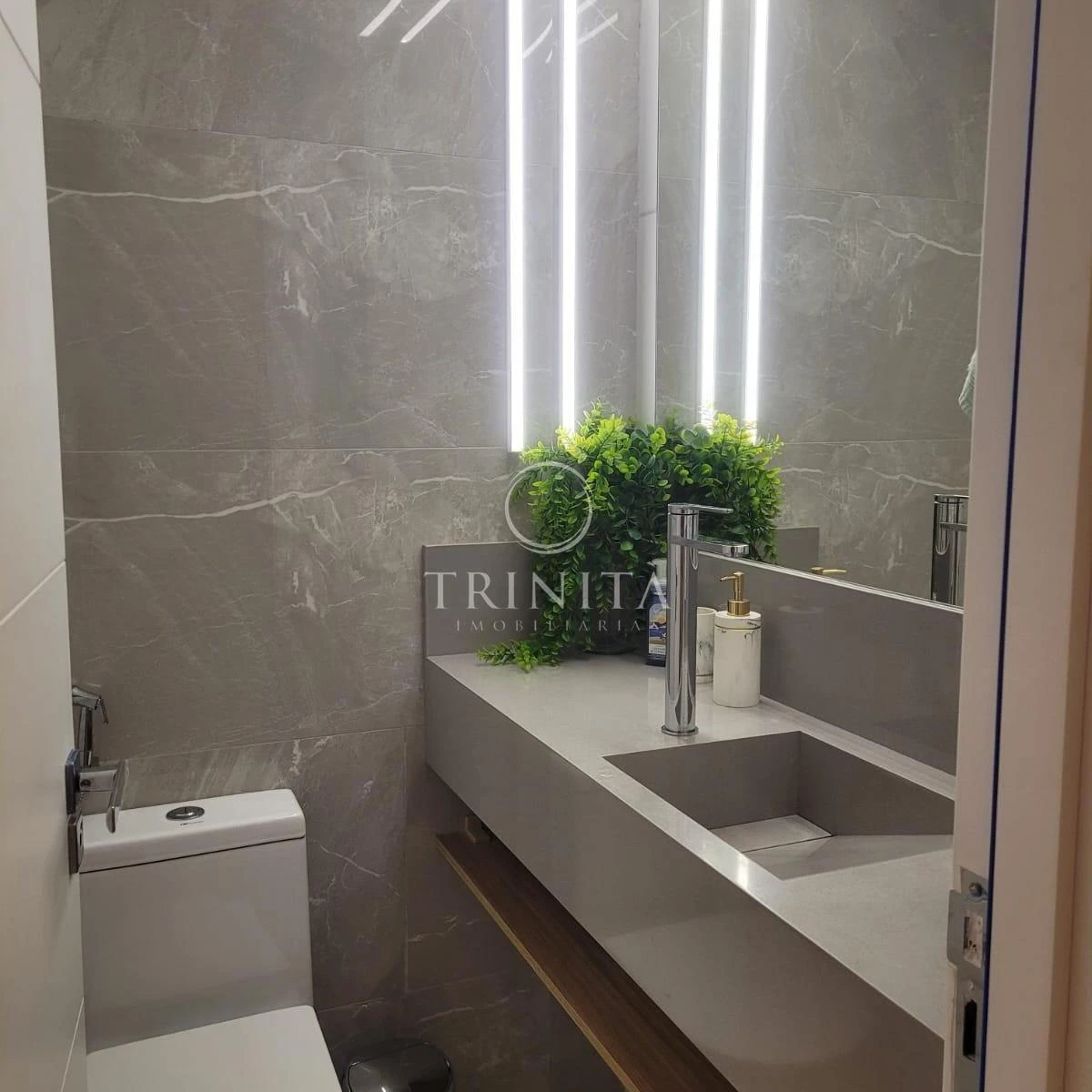 Apartamento mobiliado, 147 m², com varanda envidraçada — photo 4