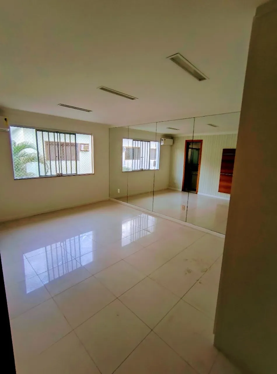 Casa com 5 quartos, 5 banheiros e 5 vagas — photo 5