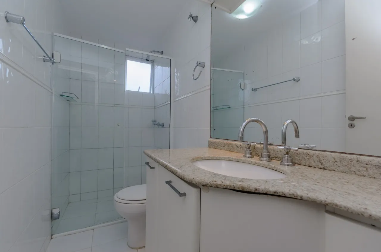 Furnished apartment, 71 m², with a home office — photo 23