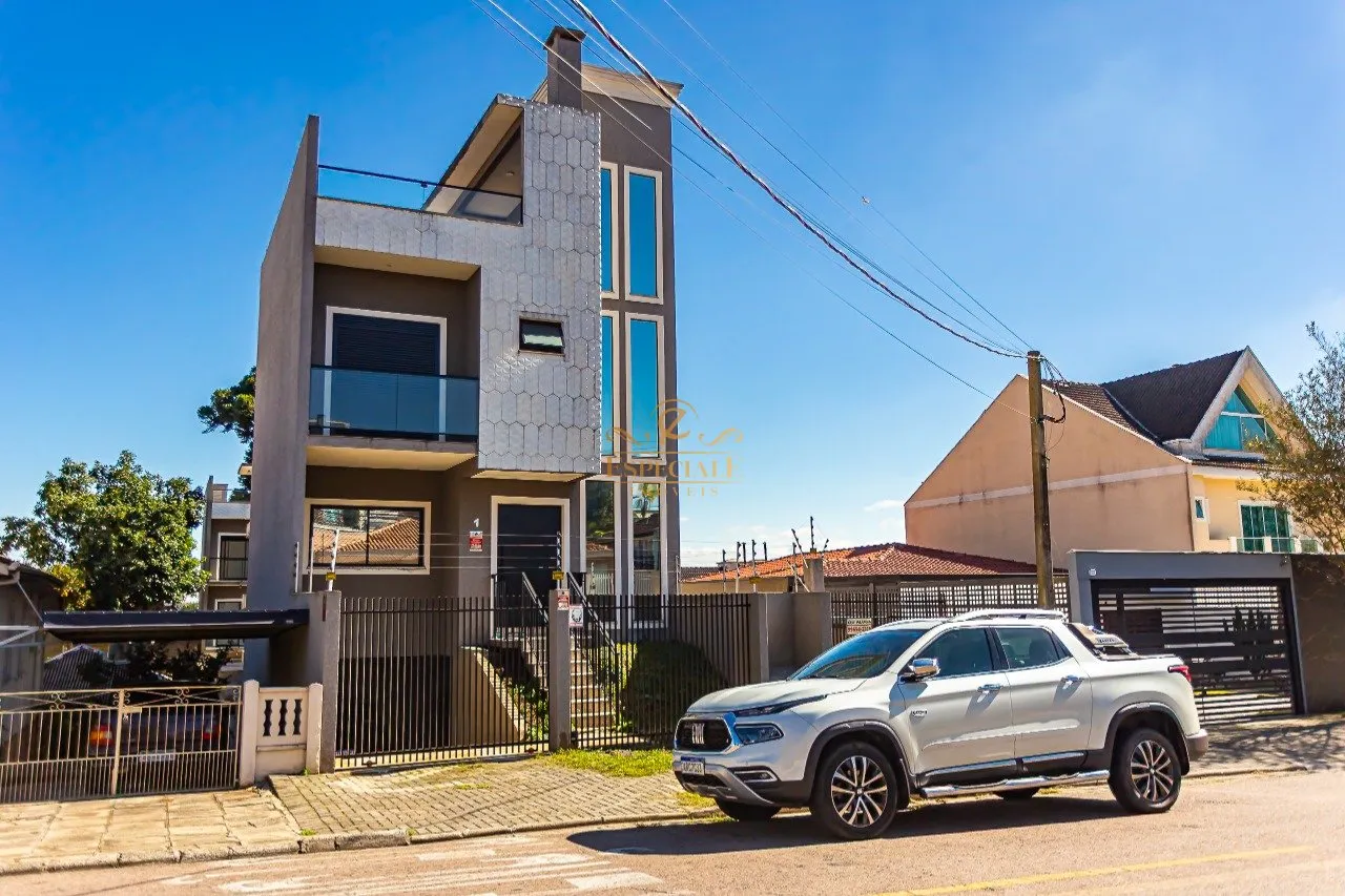 House in a condo with 3 bedrooms and 4 bathrooms — photo 34