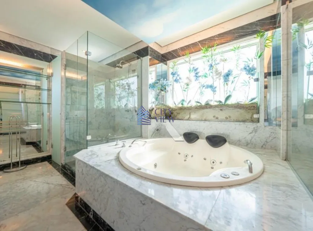 House with 5 bedrooms, 5 bathrooms and 5 parking, 1000 m² — photo 30