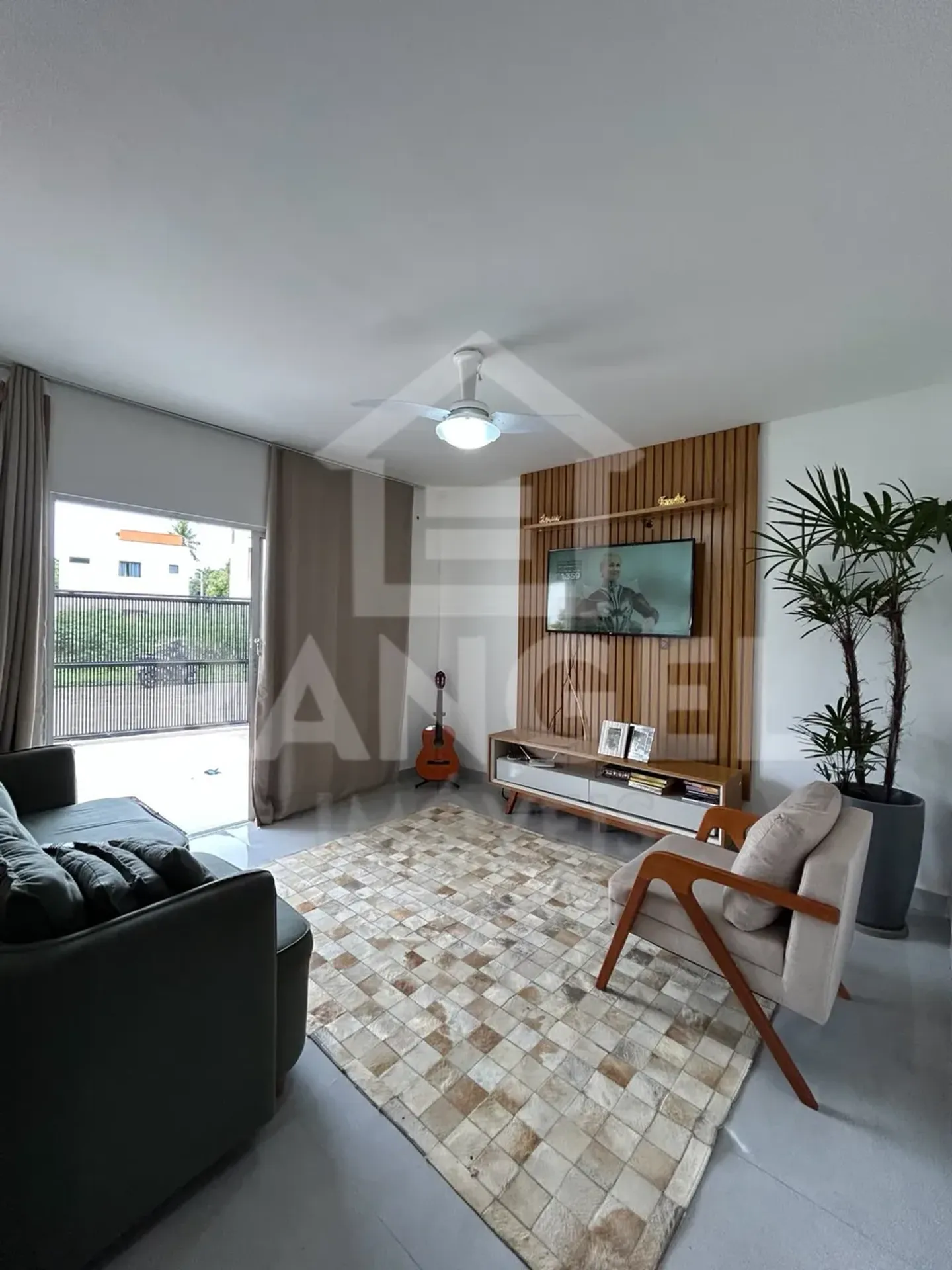 3-bedroom house with a home office — photo 8