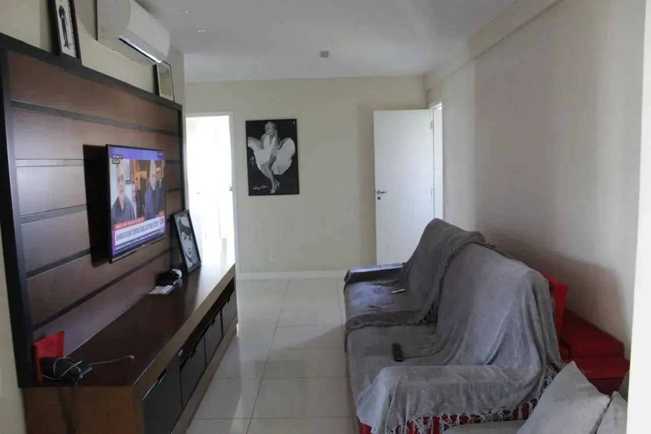 Apartamento de 206 m² com 4 quartos e varanda fechada — photo 7