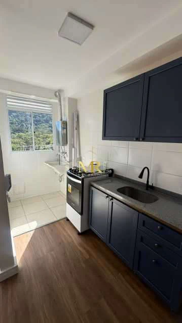 Furnished apartment with 2 bedrooms and open-plan kitchen — photo 4
