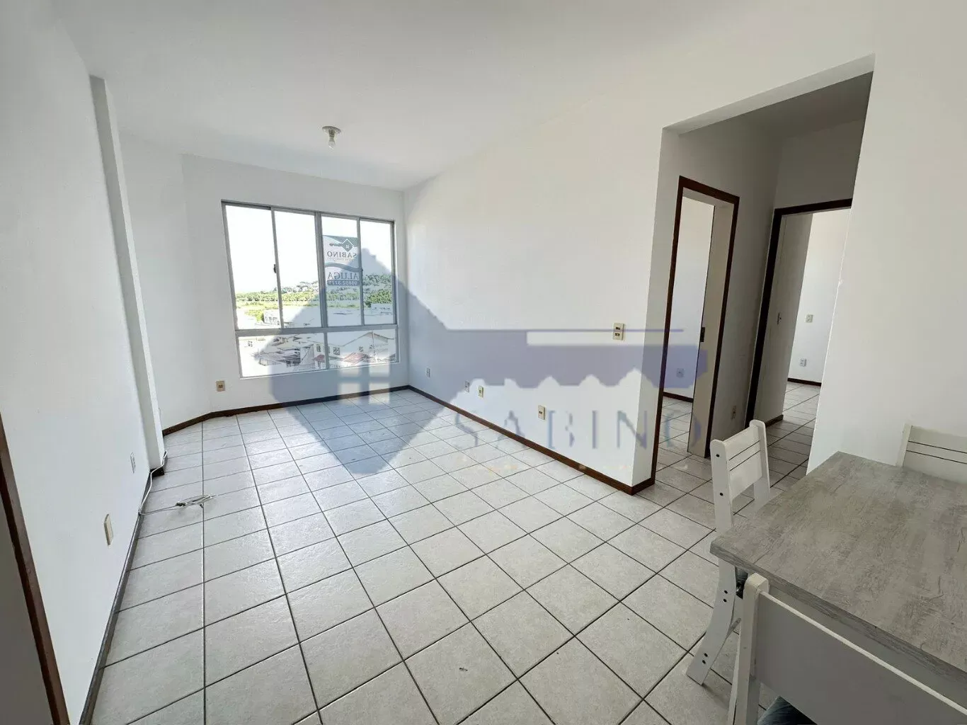 75 m² apartment with 2 bedrooms and 1 en-suite — photo 3