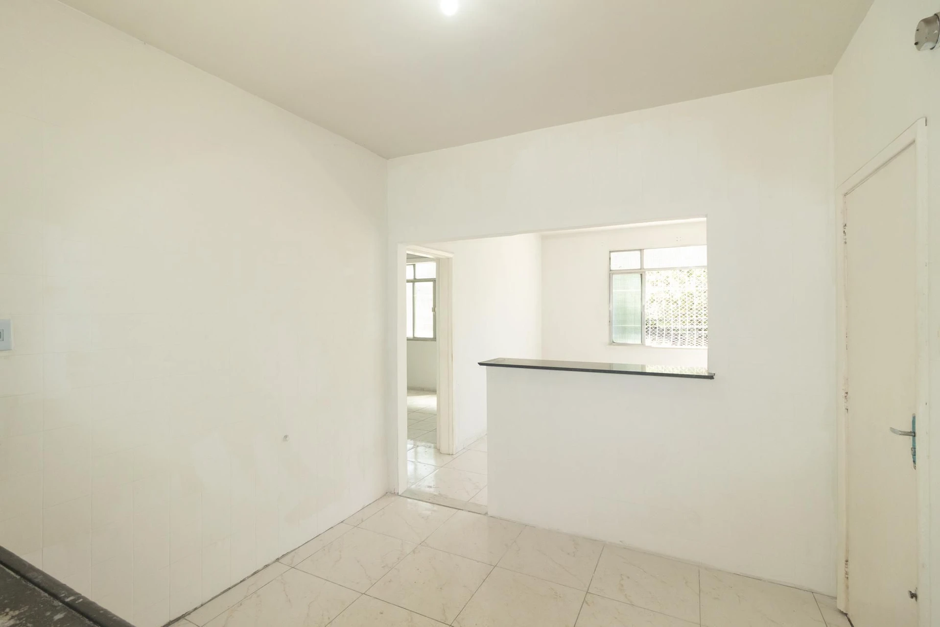 Apartment with 2 bedrooms, 1 bathroom and 1 parking spot — photo 15