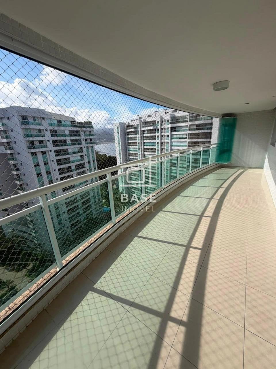 110 m² apartment with 2 suites and a balcony — photo 4