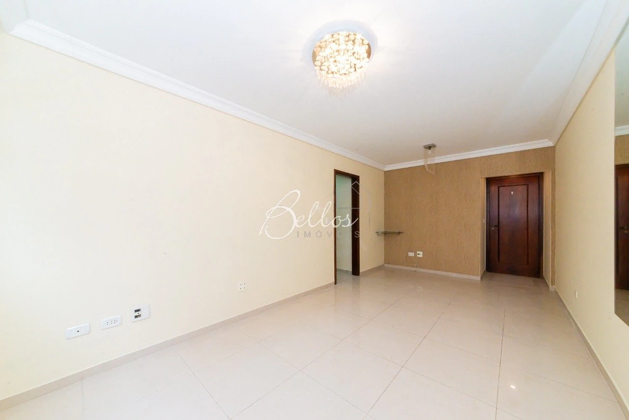 3-bedroom apartment with a bathtub — photo 18
