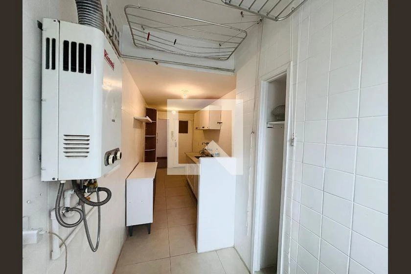 3-bedroom apartment with a water view in Rio de Janeiro — photo 26