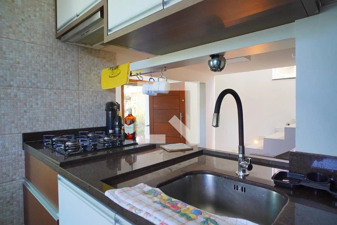 Furnished apartment, 100 m², with a washing machine