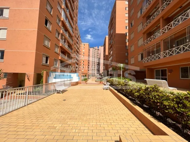 3-bedroom apartment with a balcony — photo 35