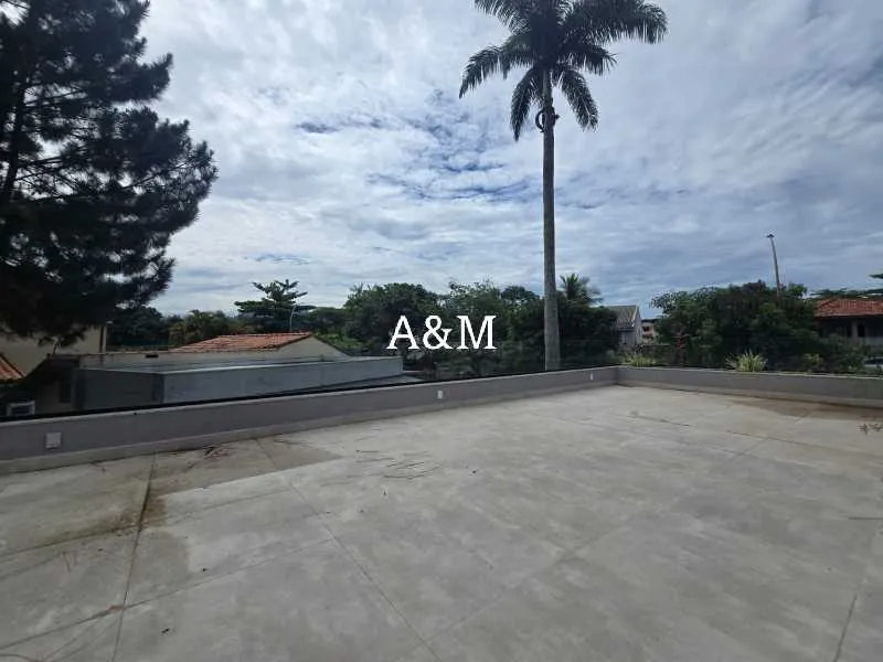 Casa com 4 quartos e 5 banheiros, 4 vagas — photo 27