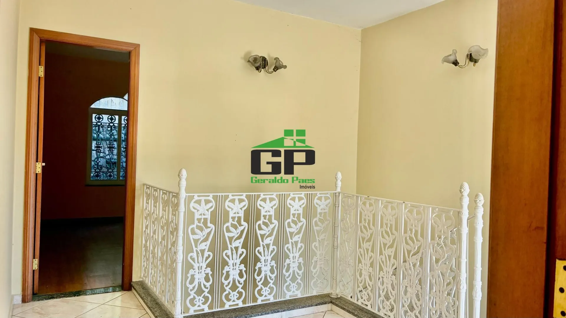 House with 4 bedrooms and 4 bathrooms, separate kitchen — photo 17