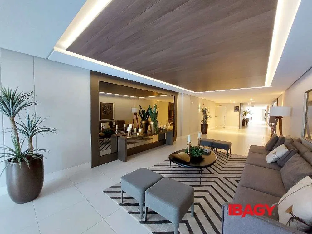 2-bedroom apartment with 1 en-suite and private BBQ