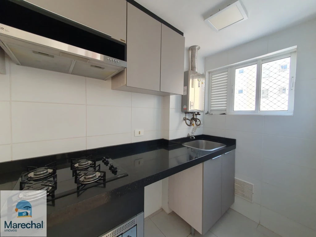 2-bedroom apartment with 1 suite and 1 parking spot — photo 5