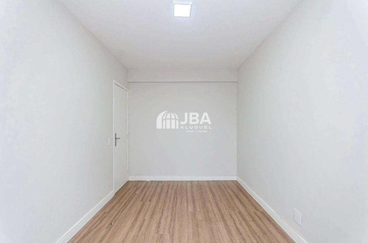 Apartamento de 3 habitaciones con 172 m² y cocina aparte — photo 12