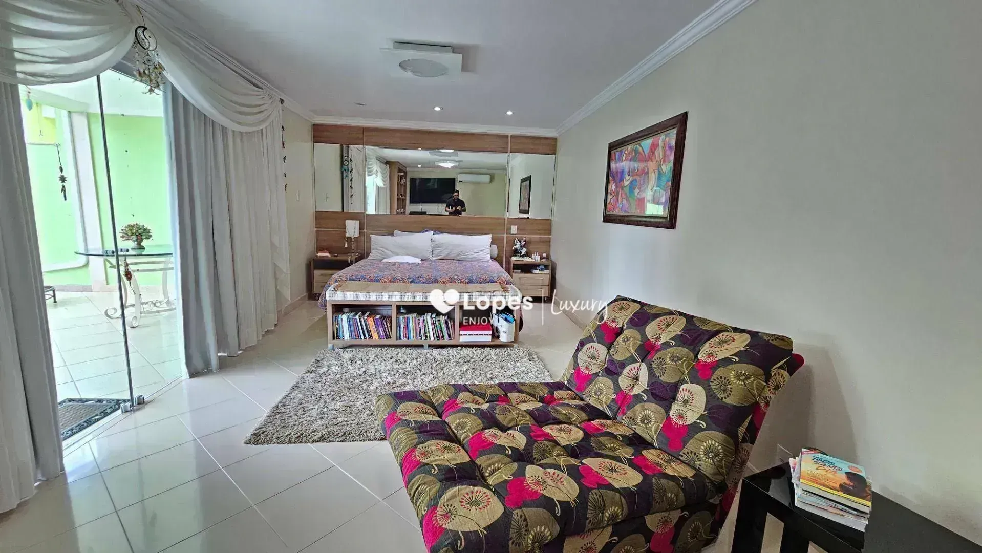 Furnished house with 6 en-suite suites and a private pool — photo 61