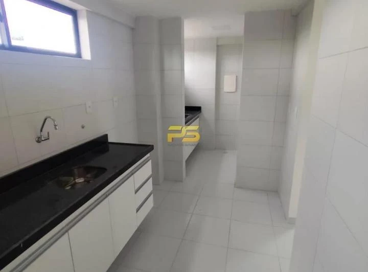 97 m² apartment with 3 bedrooms, 2 baths, 12th floor — photo 3