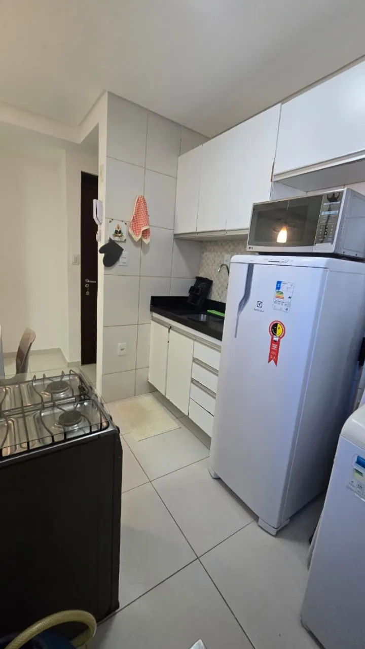 Furnished 1-bedroom apartment with gas stove kitchen — photo 5