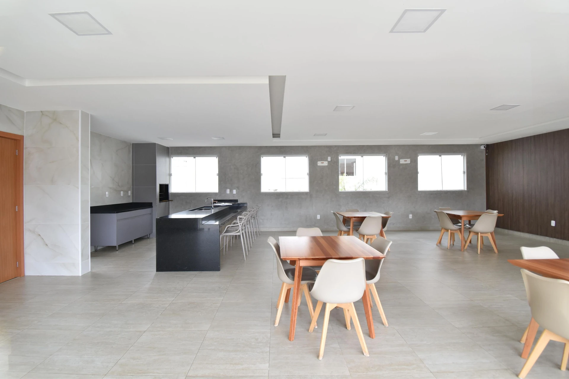 2-bedroom apartment with a home office in Curitiba — photo 41