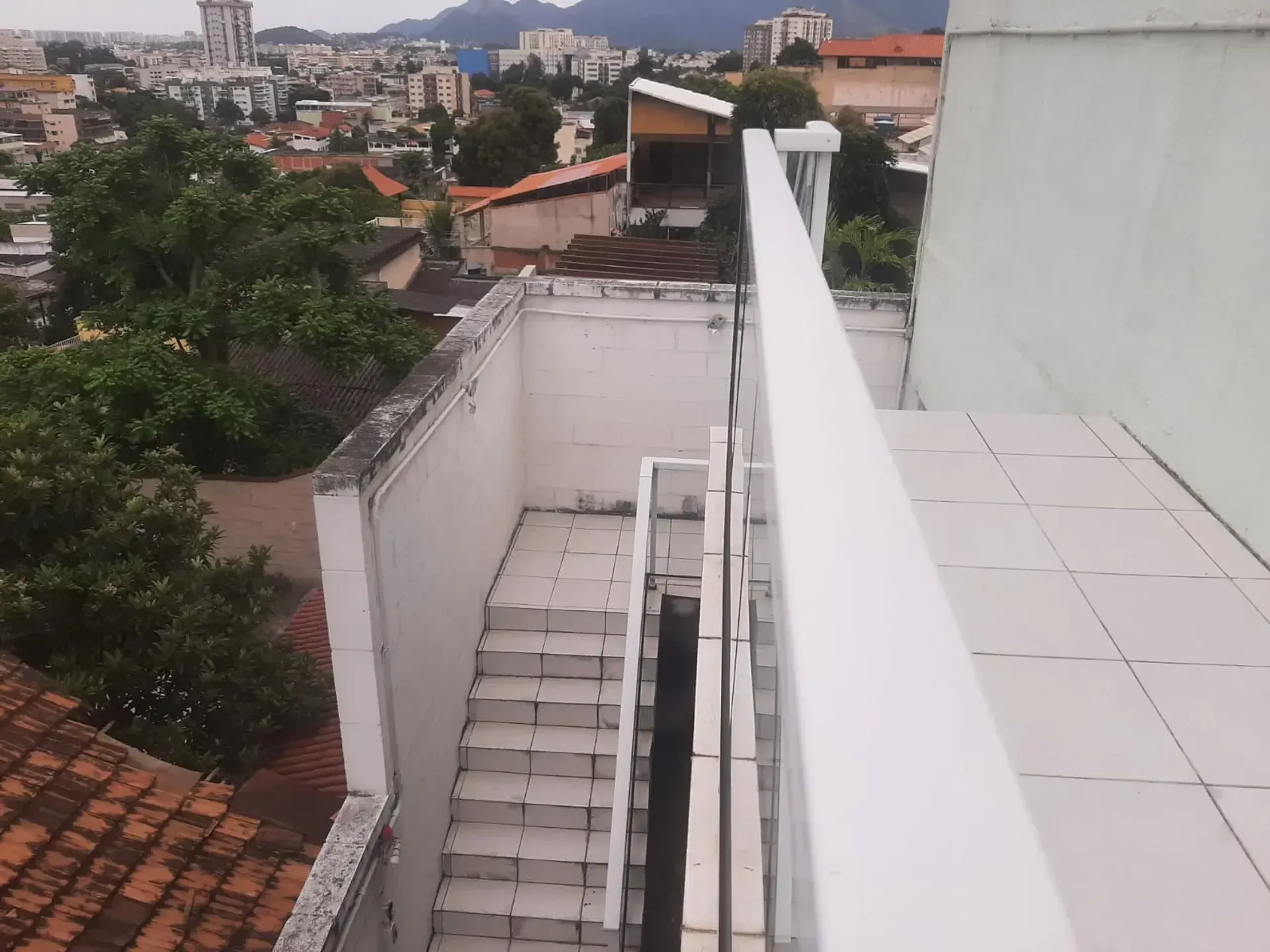 Condominium house with 2 bedrooms and mountain views — photo 18