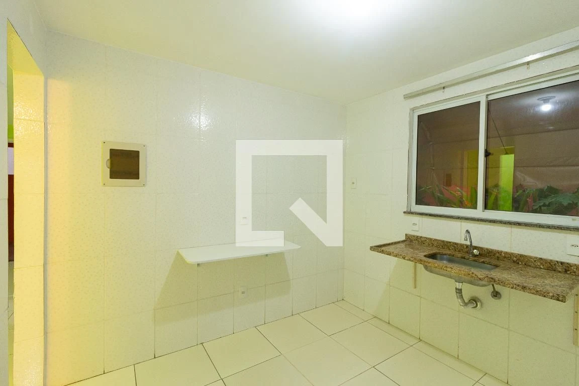 200 m² house with a private BBQ and a private pool — photo 53