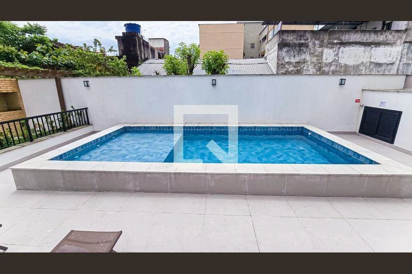 2-bedroom apartment with a grill on the balcony — photo 9